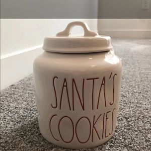 Rae dunn cookie jar